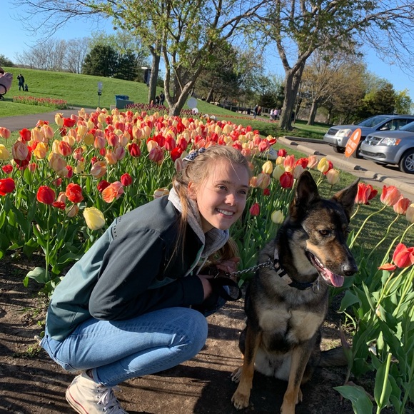 Meet your Posher, Brooklyn - Picture 3 of 4